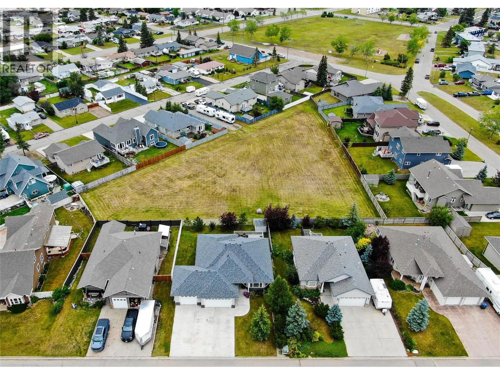 Other for rent: 1817/1821 109 Avenue, Dawson Creek, British Columbia V1G 0A3