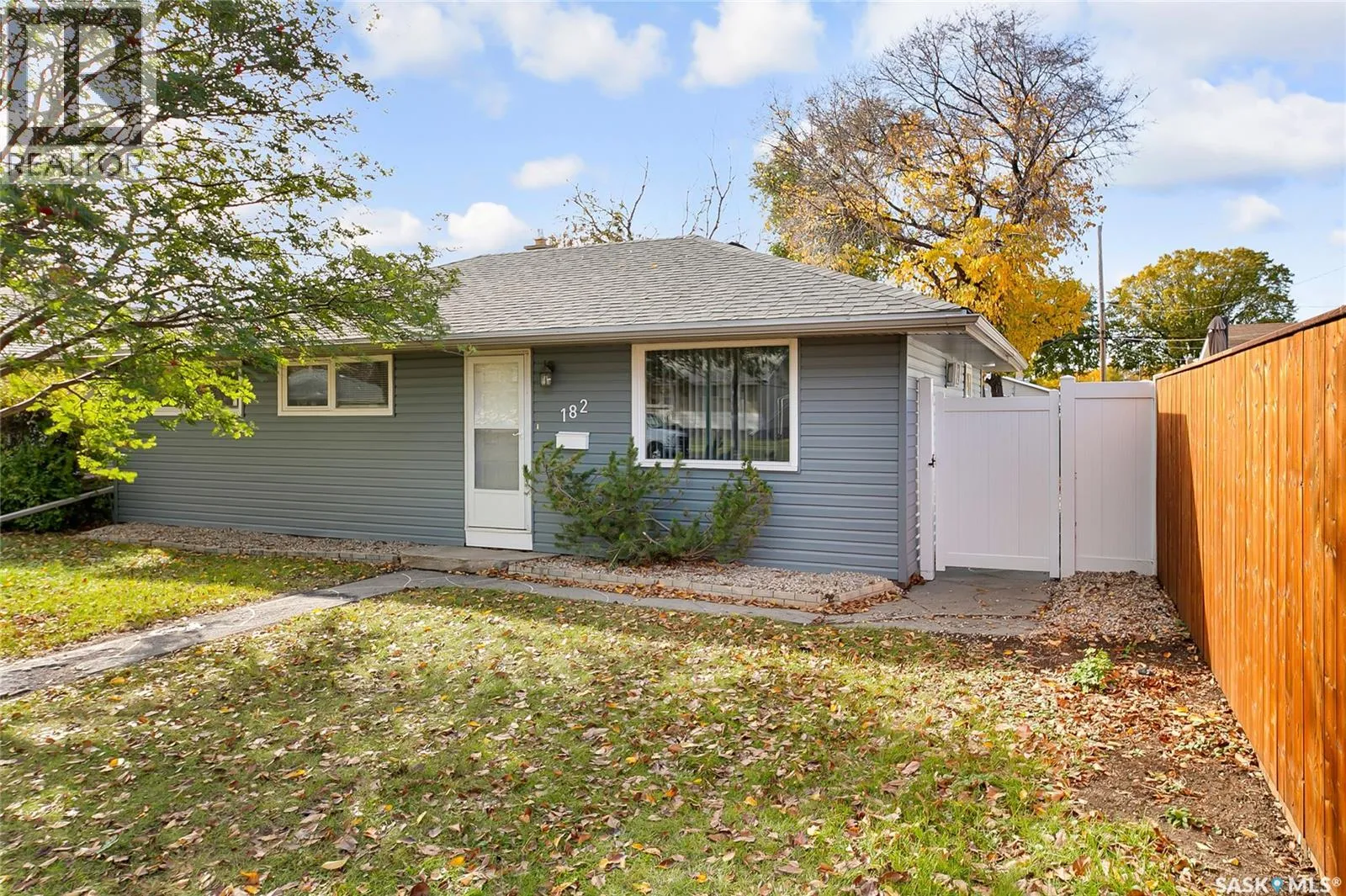 House for rent: 182 Hamilton Street N, Regina, Saskatchewan S4R 2Y7