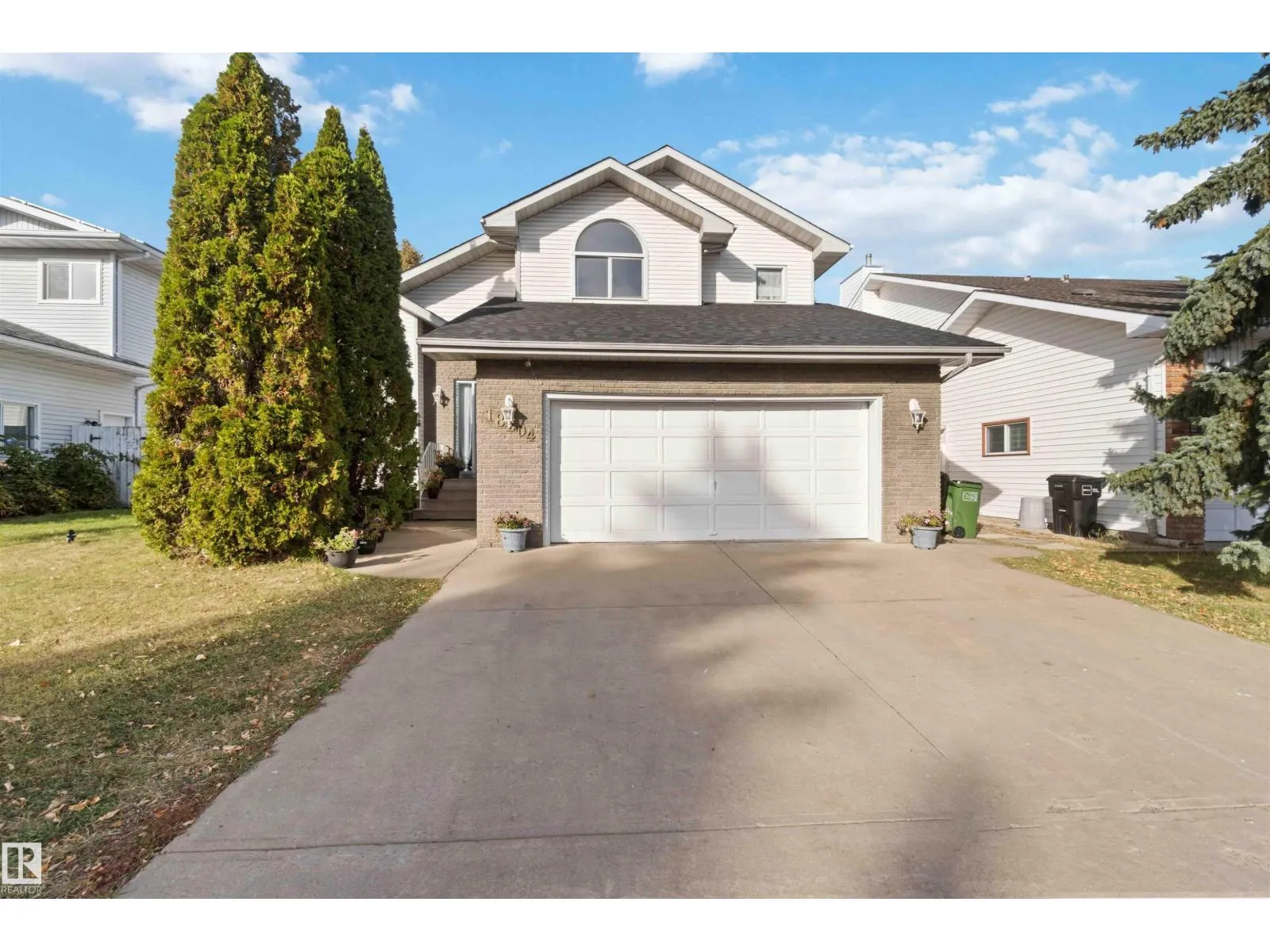 House for rent: 18204 61 Av Nw, Edmonton, Alberta T6M 1T5