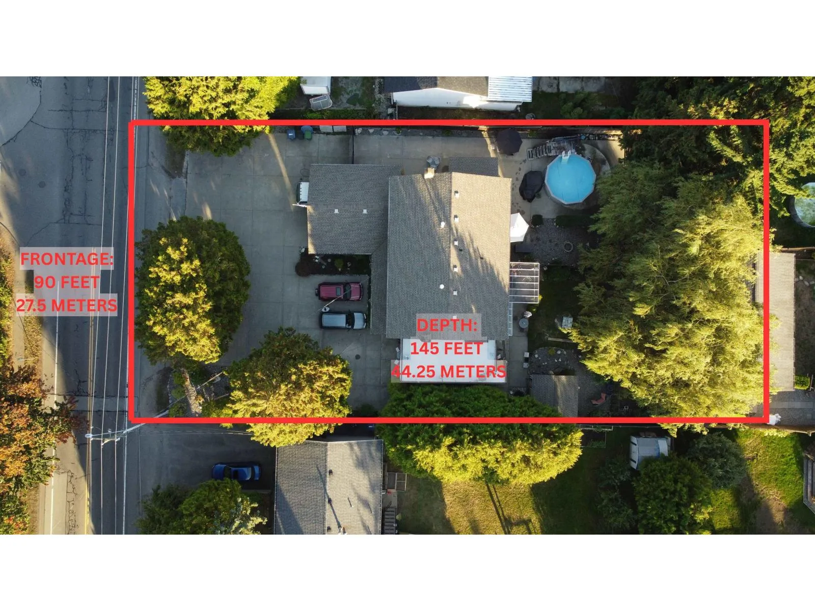 Duplex for rent: 18266 60 Avenue, Surrey, British Columbia V3S 1V8