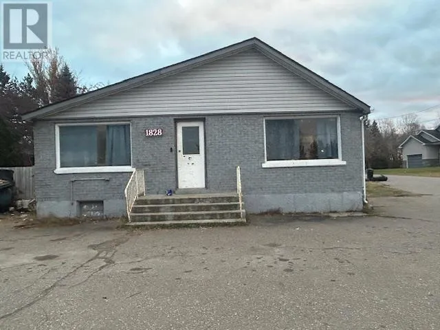 1828 Broadway Ave, Thunder Bay, Ontario P7K 1M7