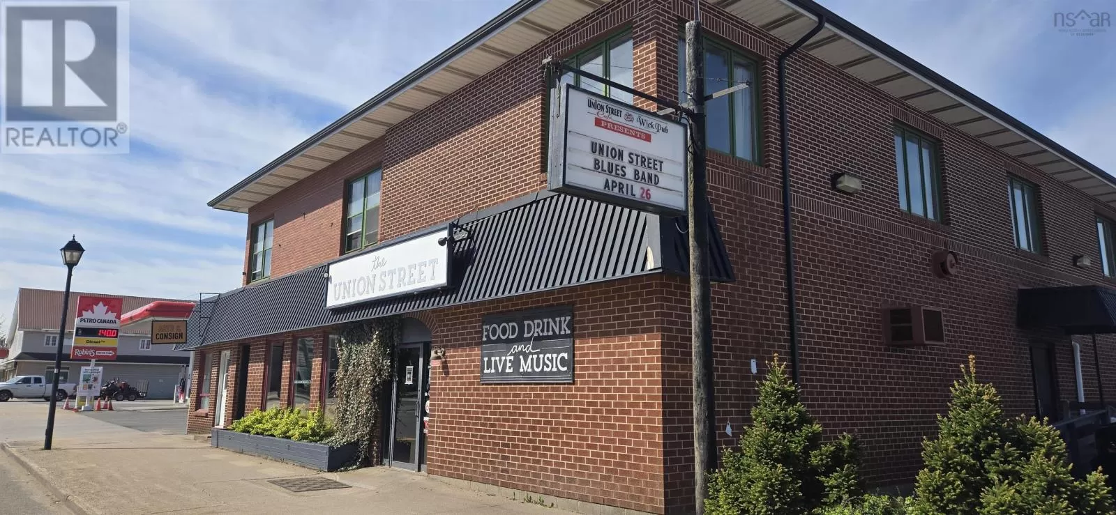 183 Commercial Street, Berwick, Nova Scotia B0P 1E0