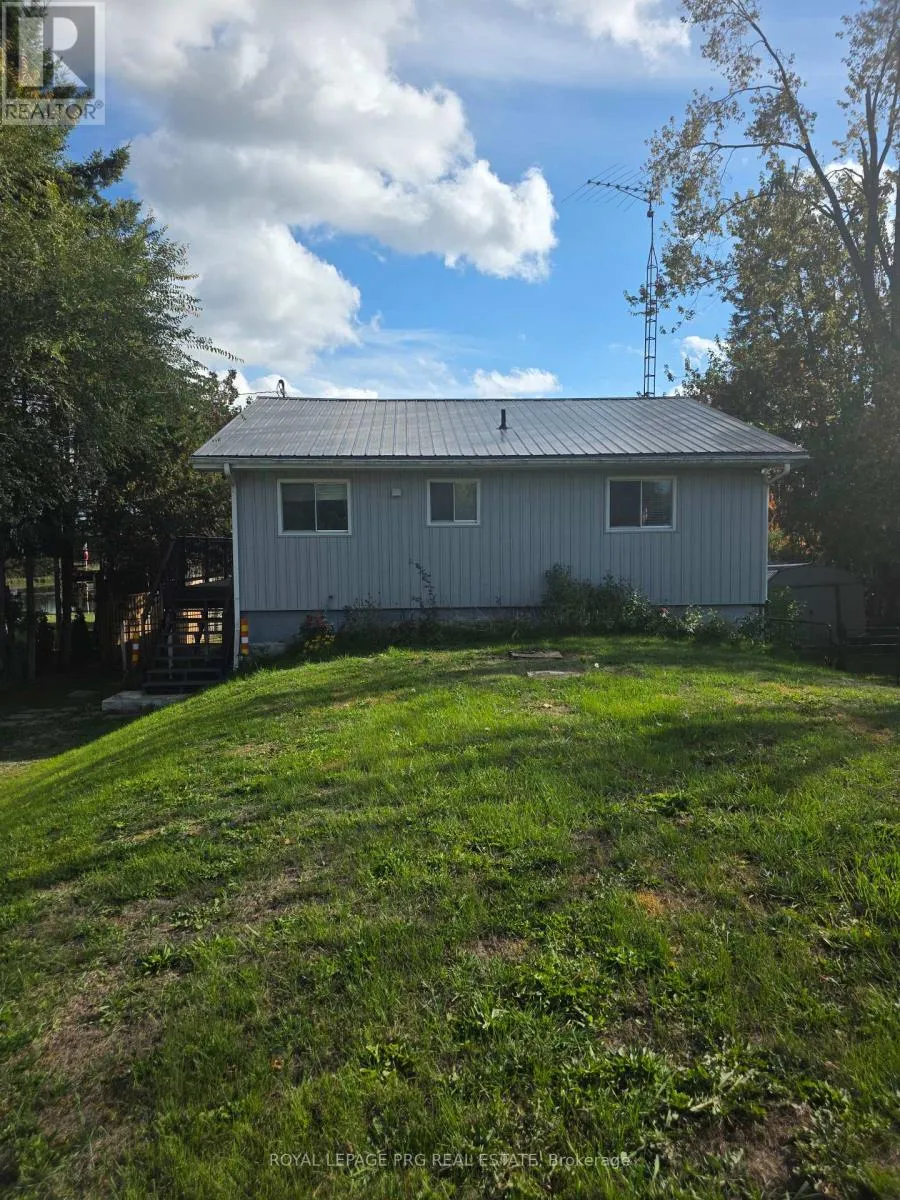 House for rent: 183 Mcguire Beach Road, Kawartha Lakes, Ontario K0M 2B0