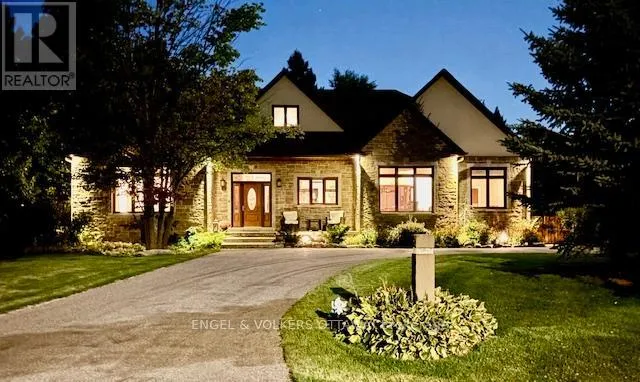 House for rent: 1836 Whitemarsh Crescent, Ottawa, Ontario K2W 1B5