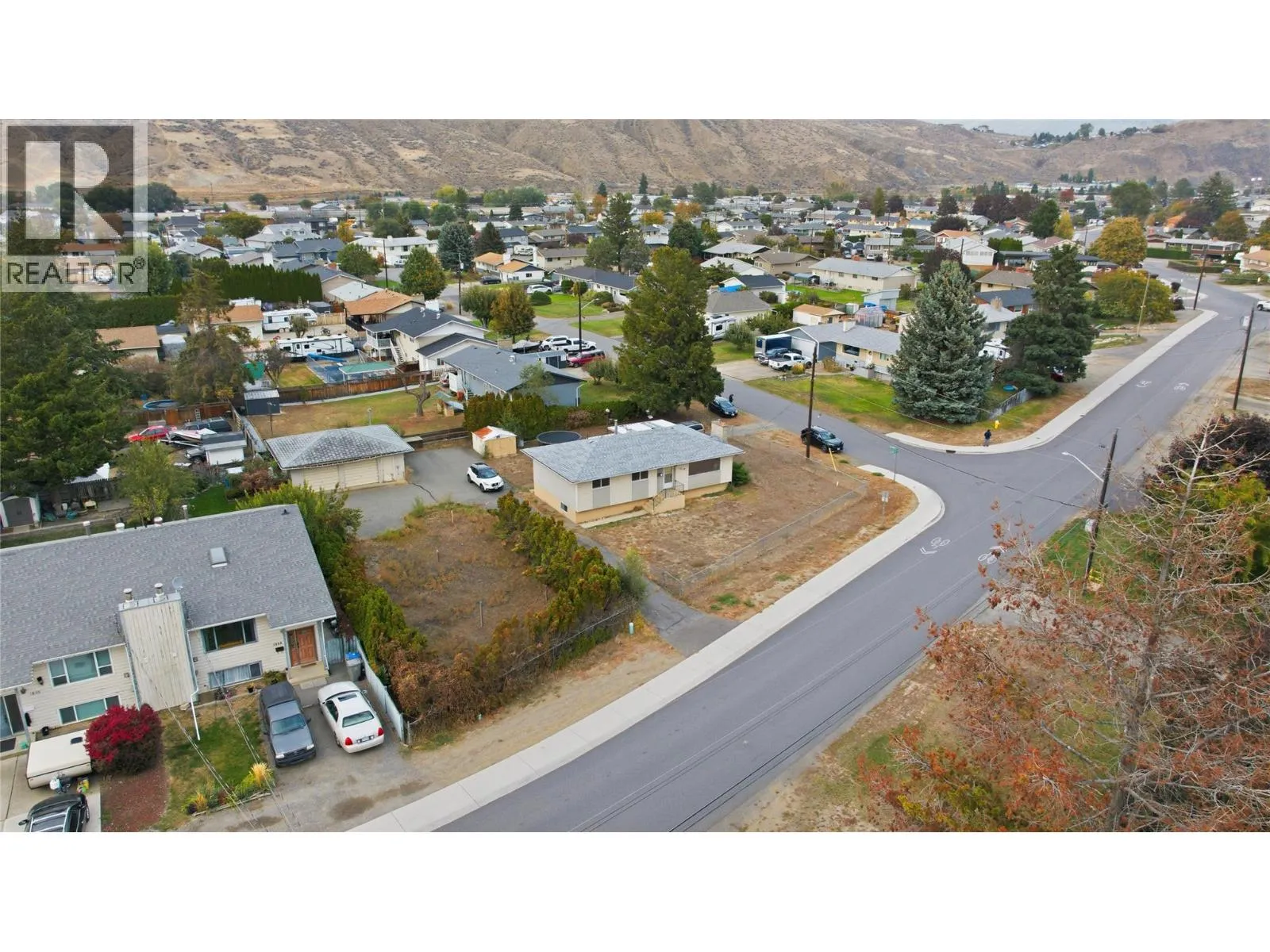 House for rent: 1838 Fleetwood Avenue, Kamloops, British Columbia V2B 4S1