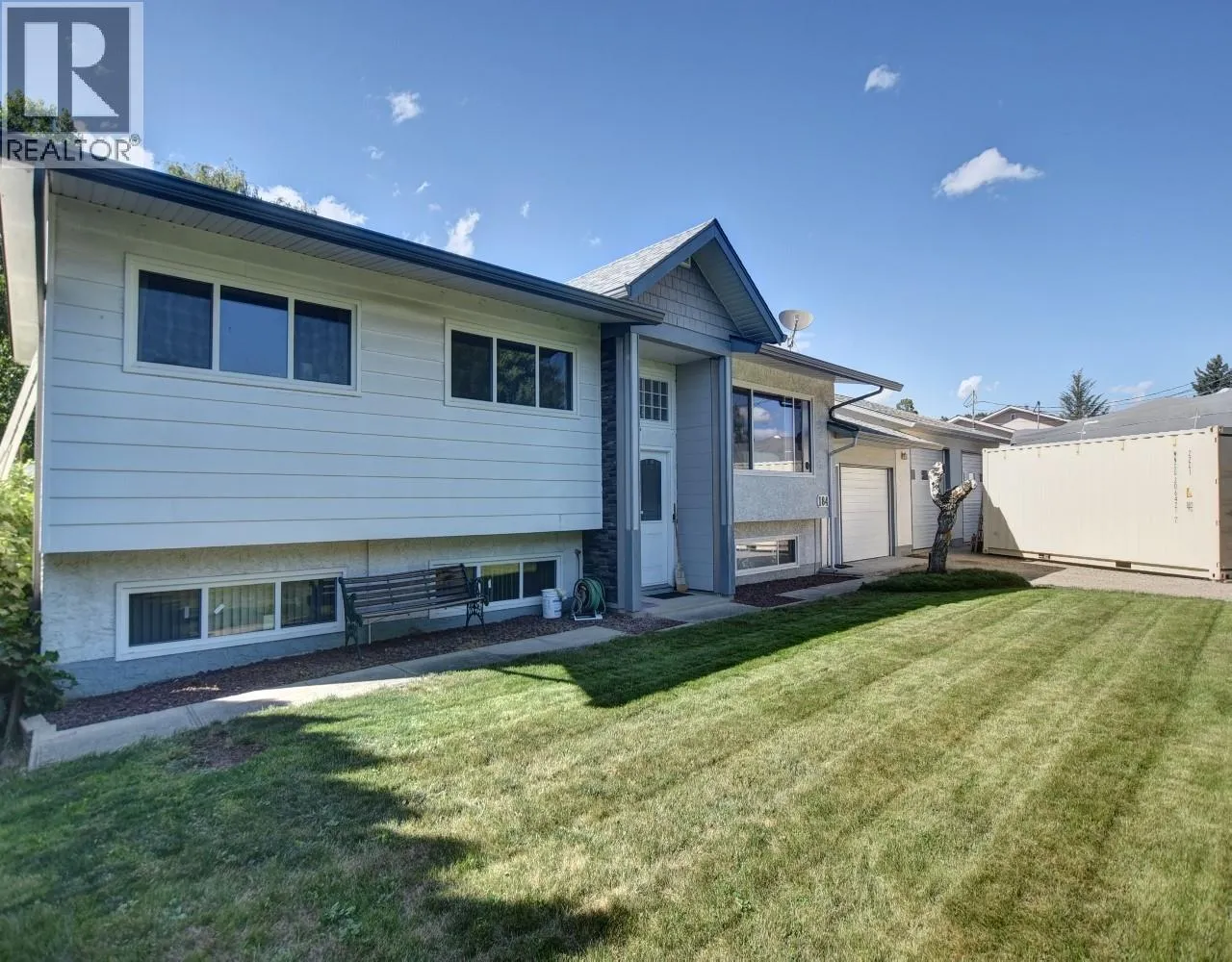 Residential Commercial Mix for rent: 184 Cariboo Road, Kelowna, British Columbia V1V 2E4