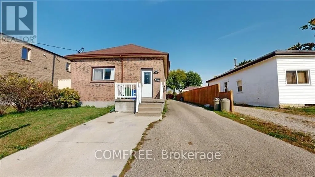 Fourplex for rent: 184 Simcoe Street, London East, Ontario N6B 1H9