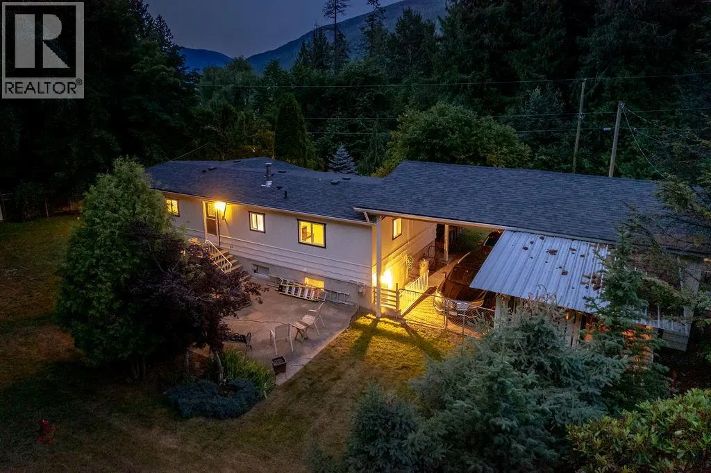 Manufactured Home for rent: 1845 Ridgewood Road, Nelson, British Columbia V1L 6J9