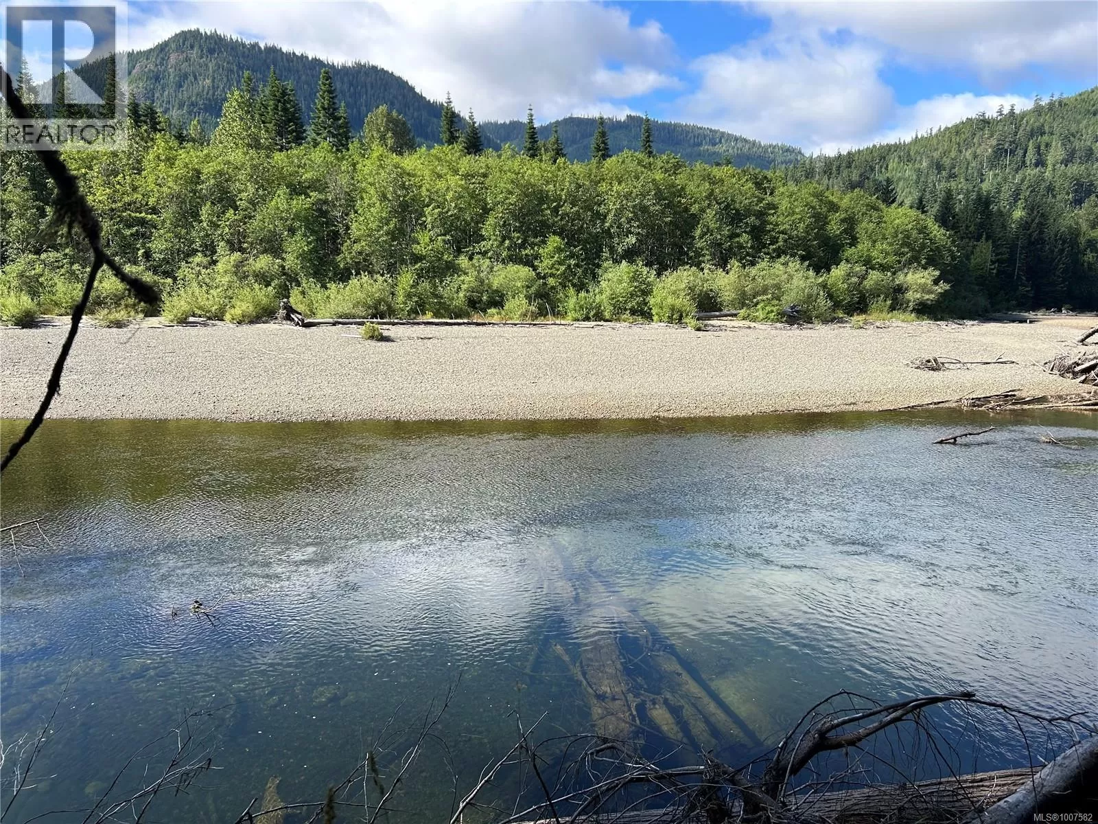 1845 Stowe Creek Rd, Sayward, British Columbia V0P 1R0