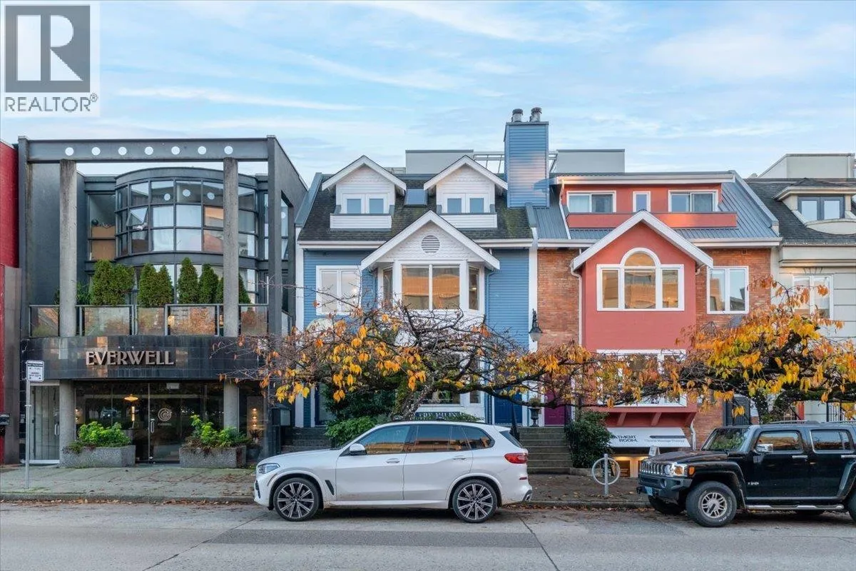 Row / Townhouse for rent: 1846 W 1st Avenue, Vancouver, British Columbia V6J 1G5