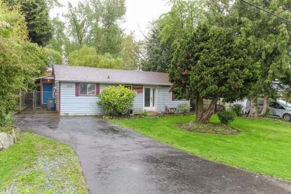 House for rent: 18460 74 Avenue, Surrey, British Columbia V4N 2J4