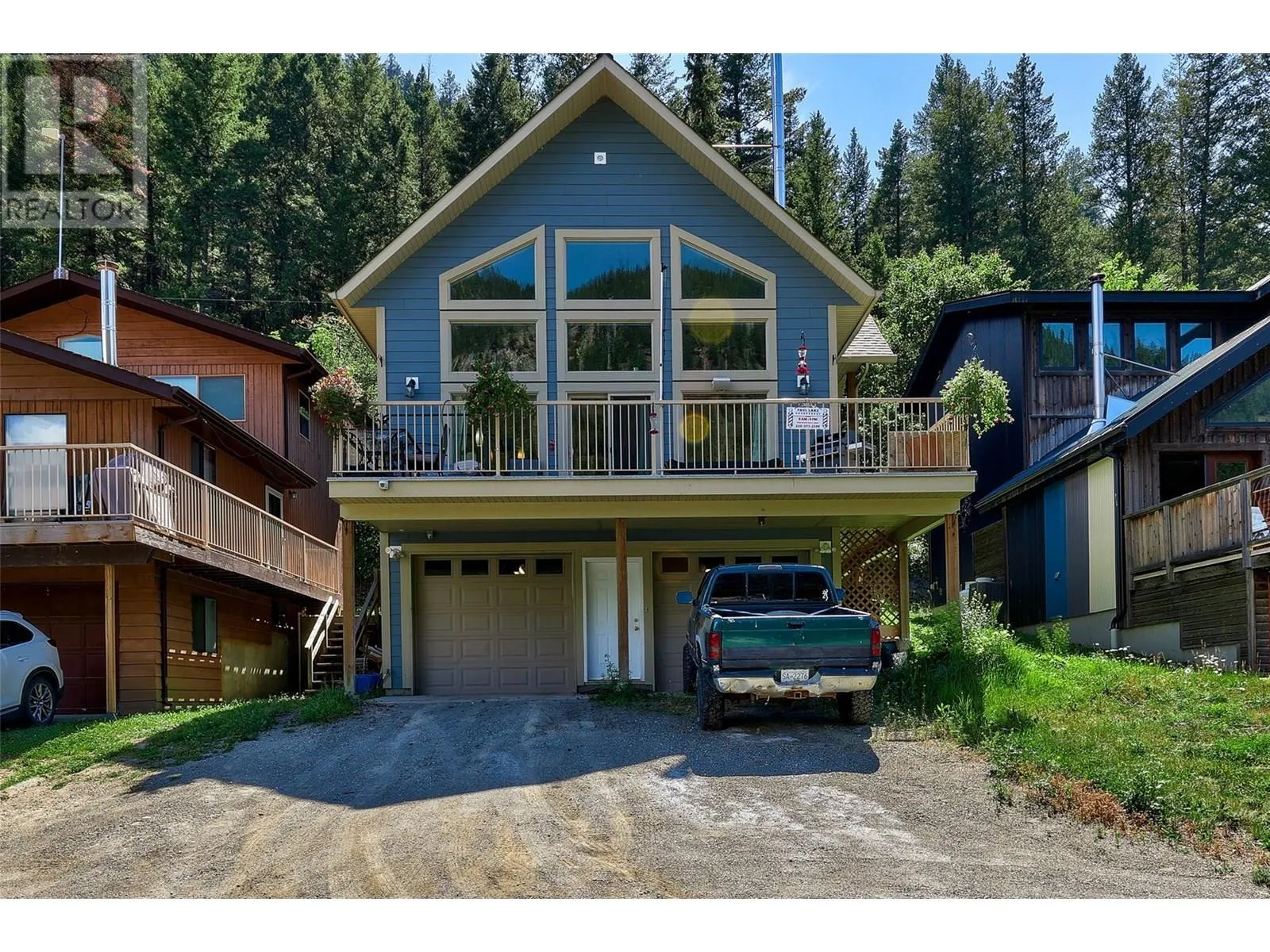 House for rent: 1848 Paul Lake Road, Kamloops, British Columbia V2H 1N8