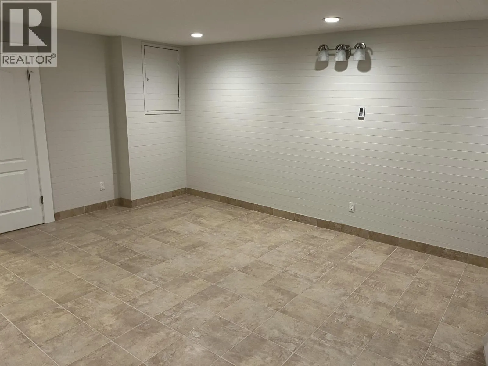 House for rent: 1849 Sw Marine Drive, Vancouver, British Columbia V6P 6B3