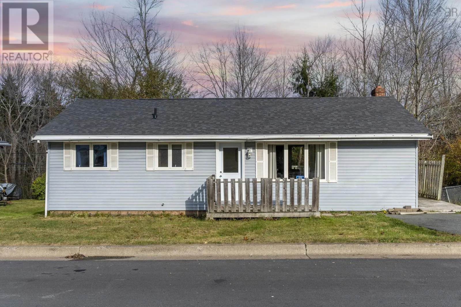 House for rent: 185 Aspen Crescent, Lower Sackville, Nova Scotia B4C 1E2