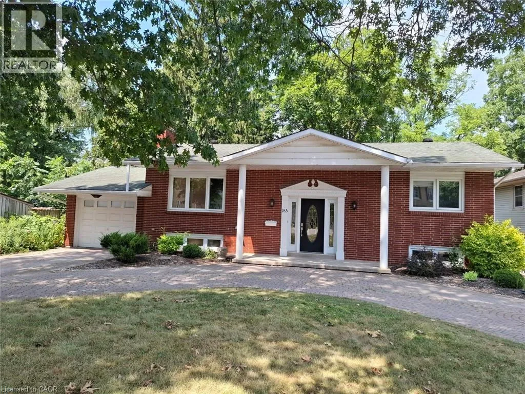 House for rent: 185 Front Street E, Strathroy, Ontario N7G 1Y8