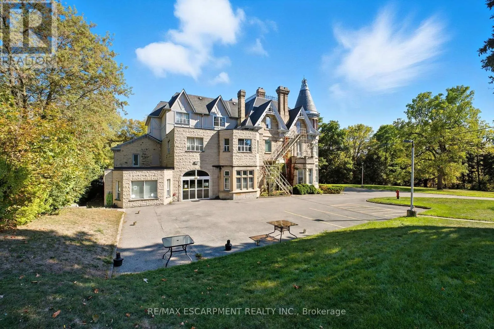 185 Grand River Street N, Brant, Ontario N3L 2N2