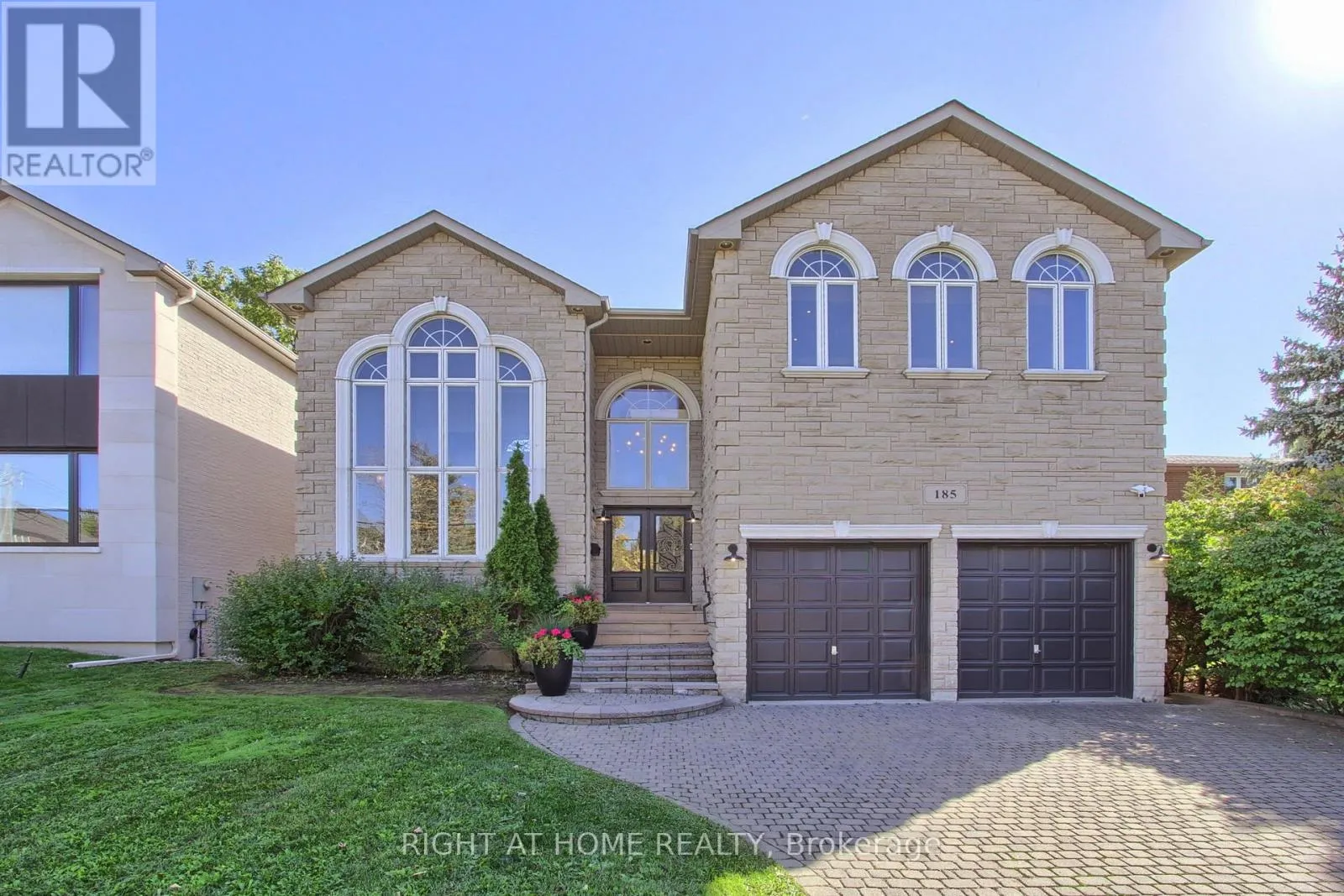 House for rent: 185 King High Drive, Vaughan, Ontario L4J 3N3