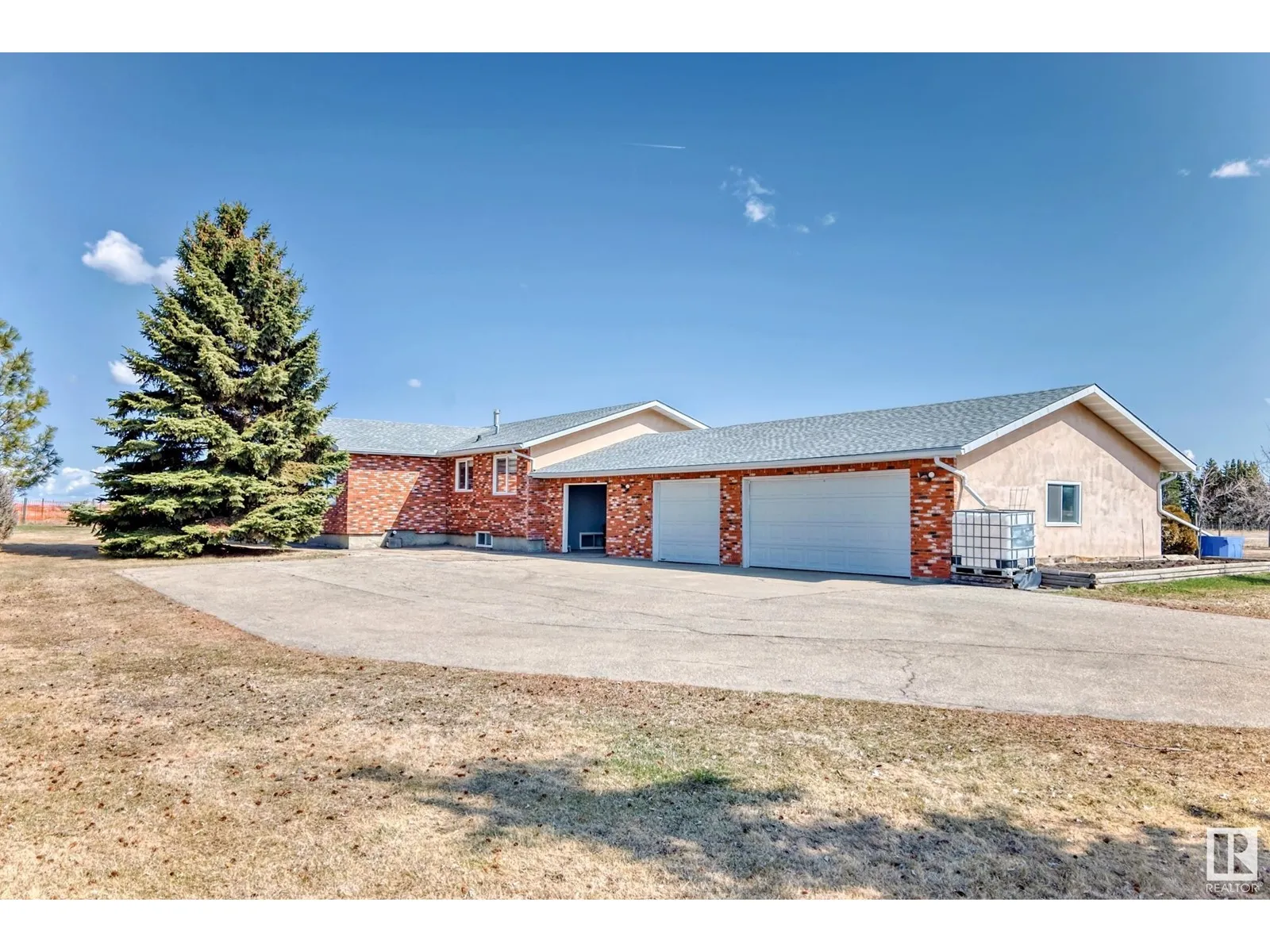 House for rent: 1850 232 Av Ne, Edmonton, Alberta T5Y 6J2