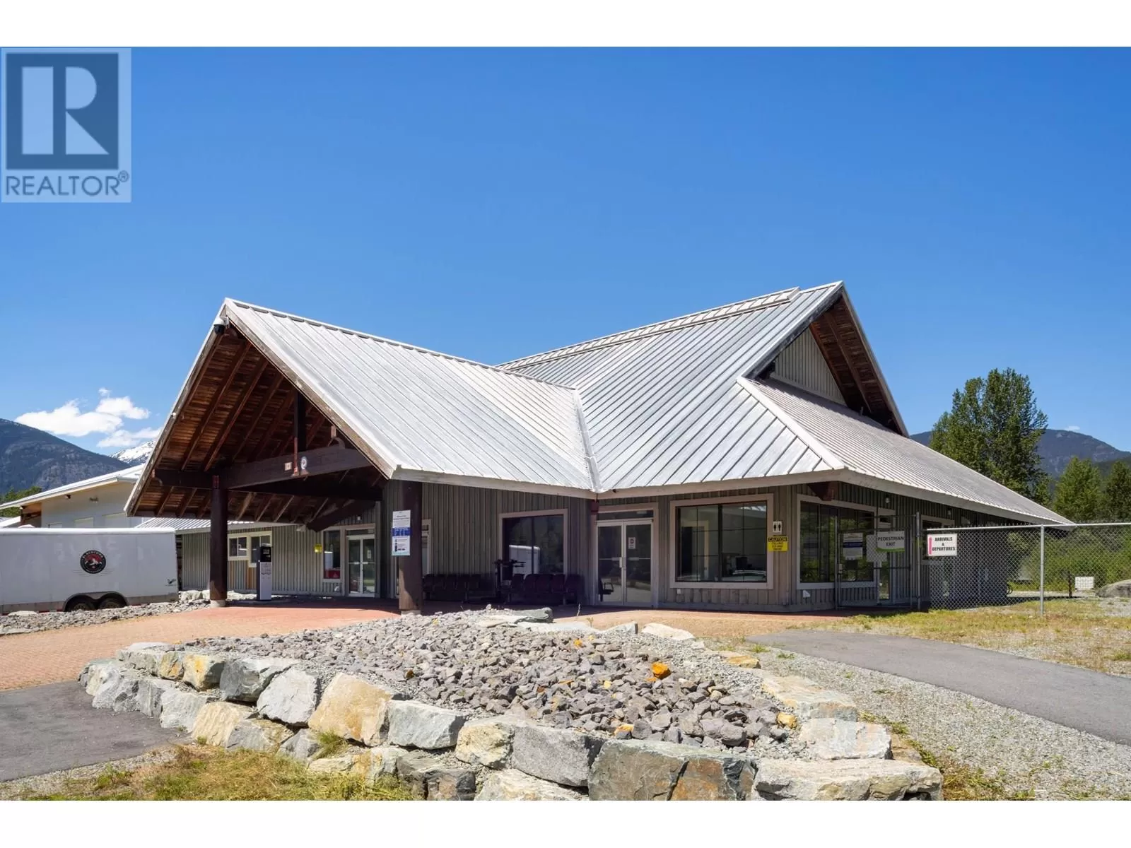 1850 Airport Road, Pemberton, British Columbia V0N 2L0