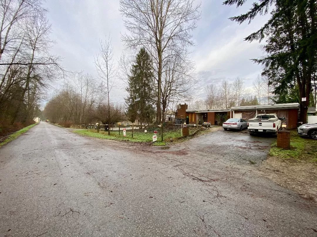 House for rent: 18507 28th Avenue, Surrey, British Columbia V3Z 9V2