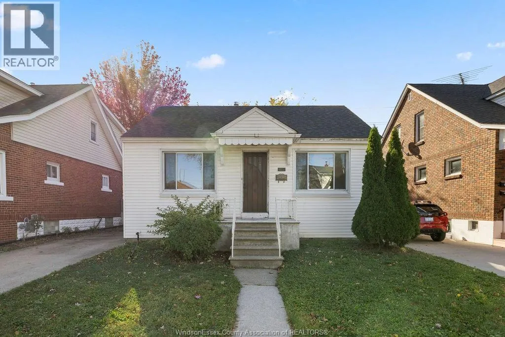 House for rent: 1851 Hickory, Windsor, Ontario N8W 3X3