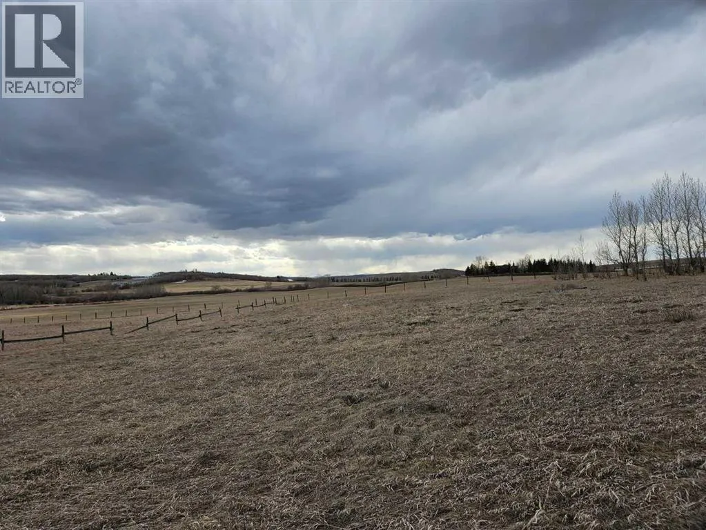 186 Avenue W Rural Foothills Avenue W, De Winton, Alberta T0L 0X0