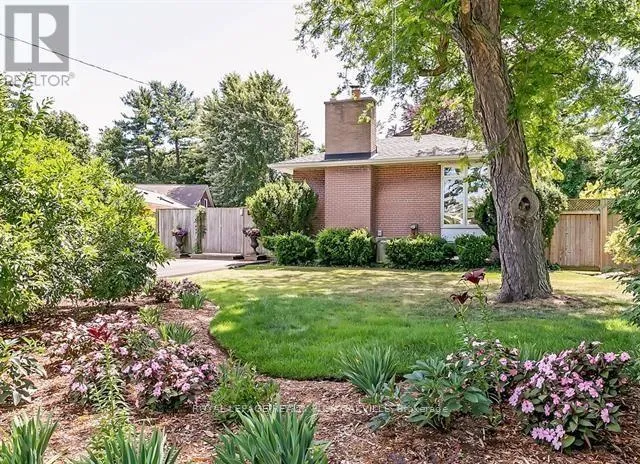 House for rent: 186 Tweedsdale Crescent, Oakville, Ontario L6L 4P7