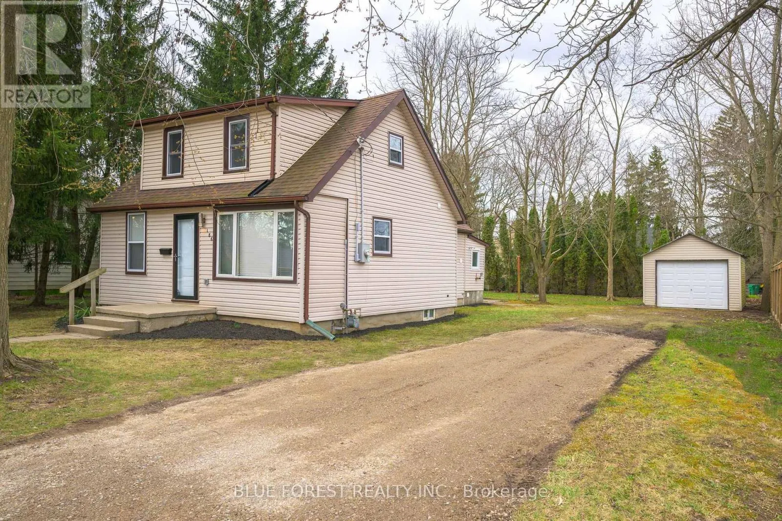 House for rent: 186 Victoria Street, Southwest Middlesex, Ontario N0L 1M0