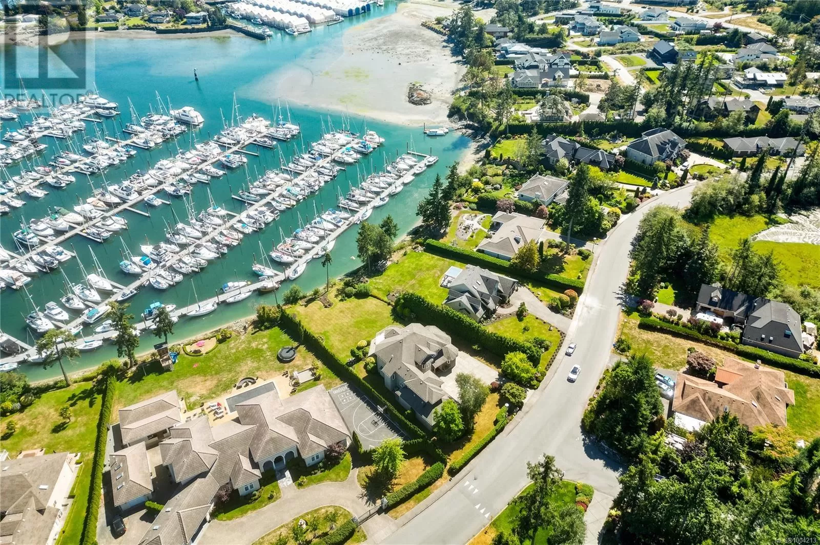 House for rent: 1867 Marina Way, North Saanich, British Columbia V8L 6B3