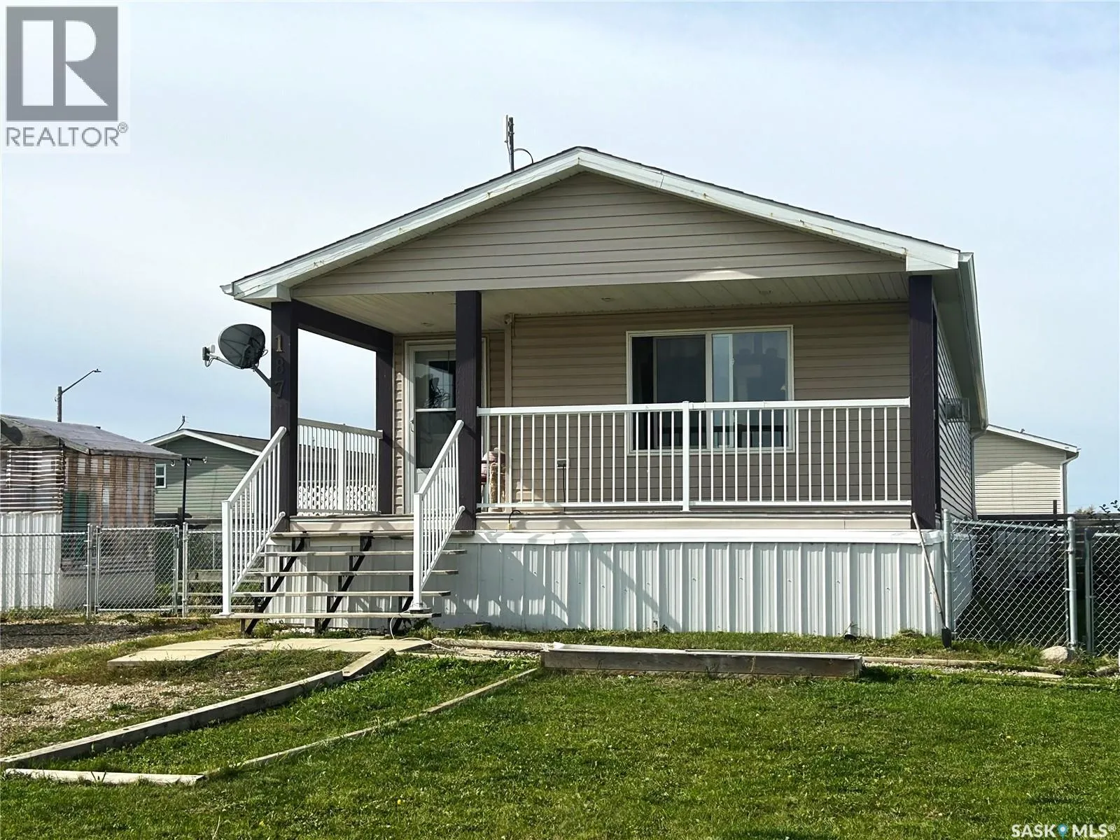 Mobile Home for rent: 187 Robinson Avenue, Macoun, Saskatchewan S0C 1P0