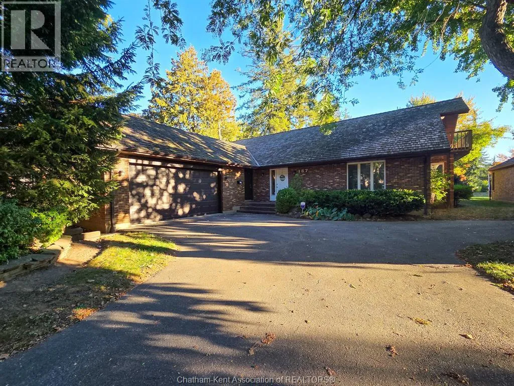 House for rent: 187 Victoria Avenue, Chatham, Ontario N7L 3A7