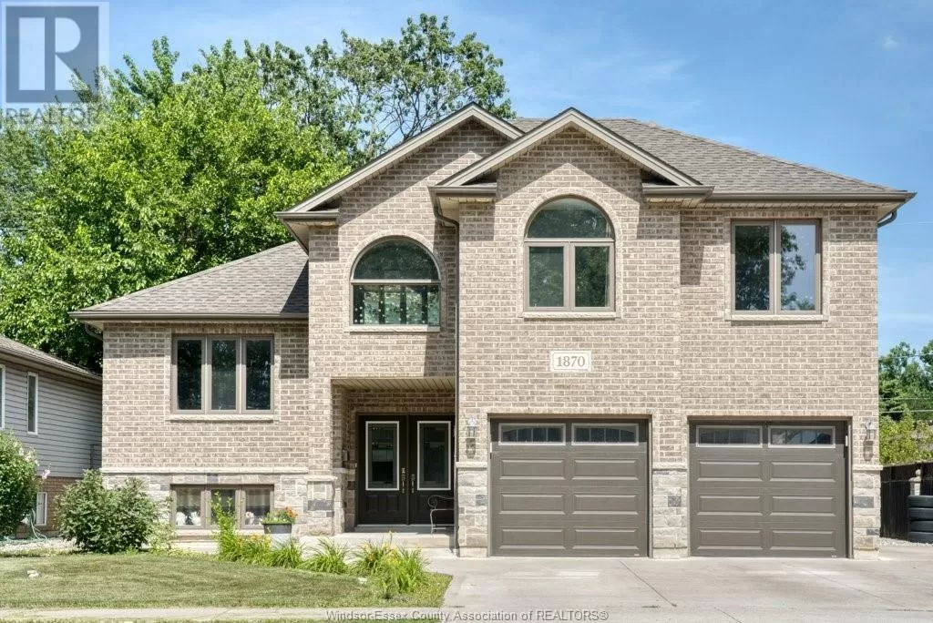 House for rent: 1870 Dominion Boulevard, Windsor, Ontario N9B 3H9