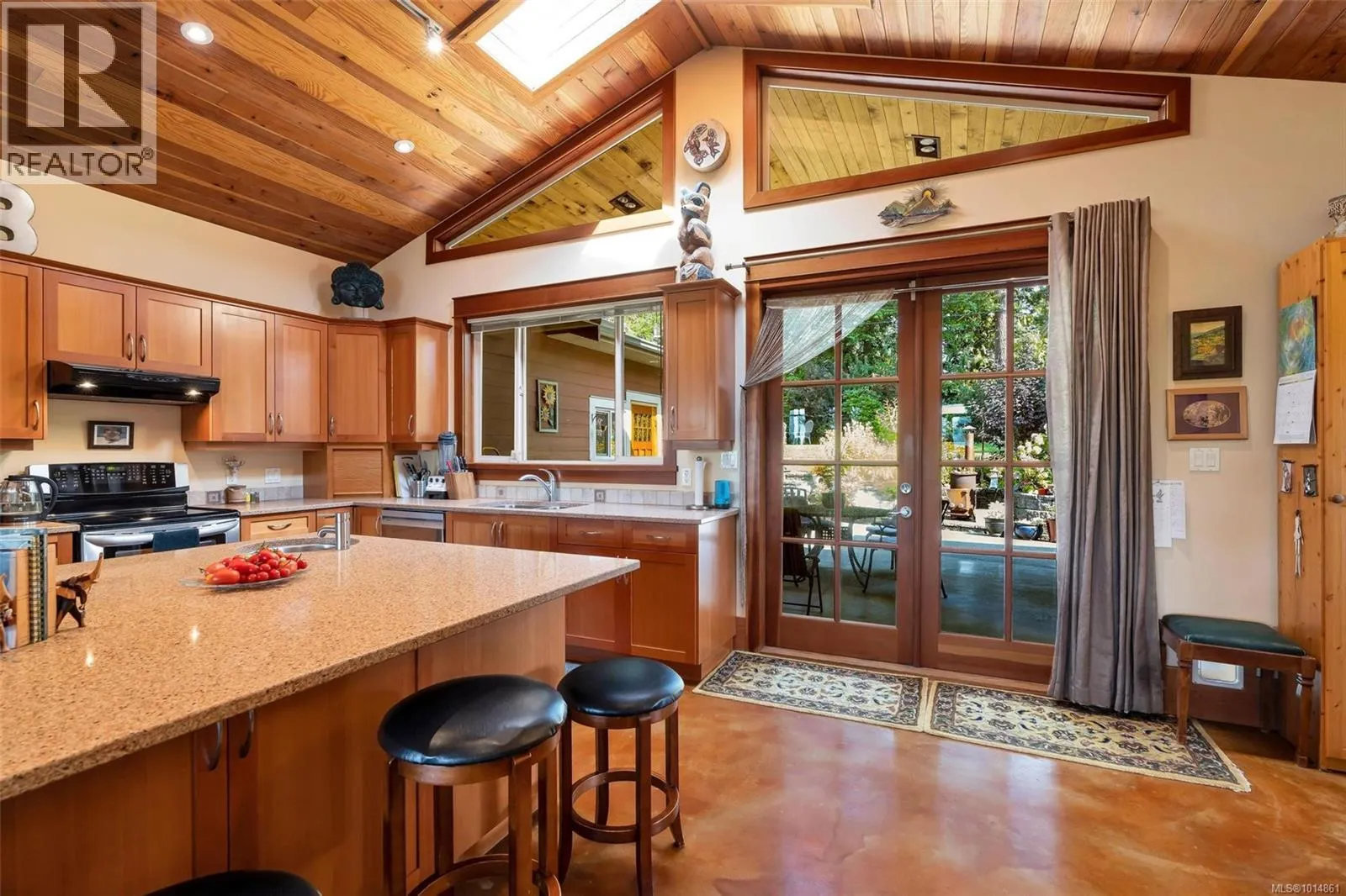 House for rent: 1870 Munsie Rd, Shawnigan Lake, British Columbia V8H 2A8