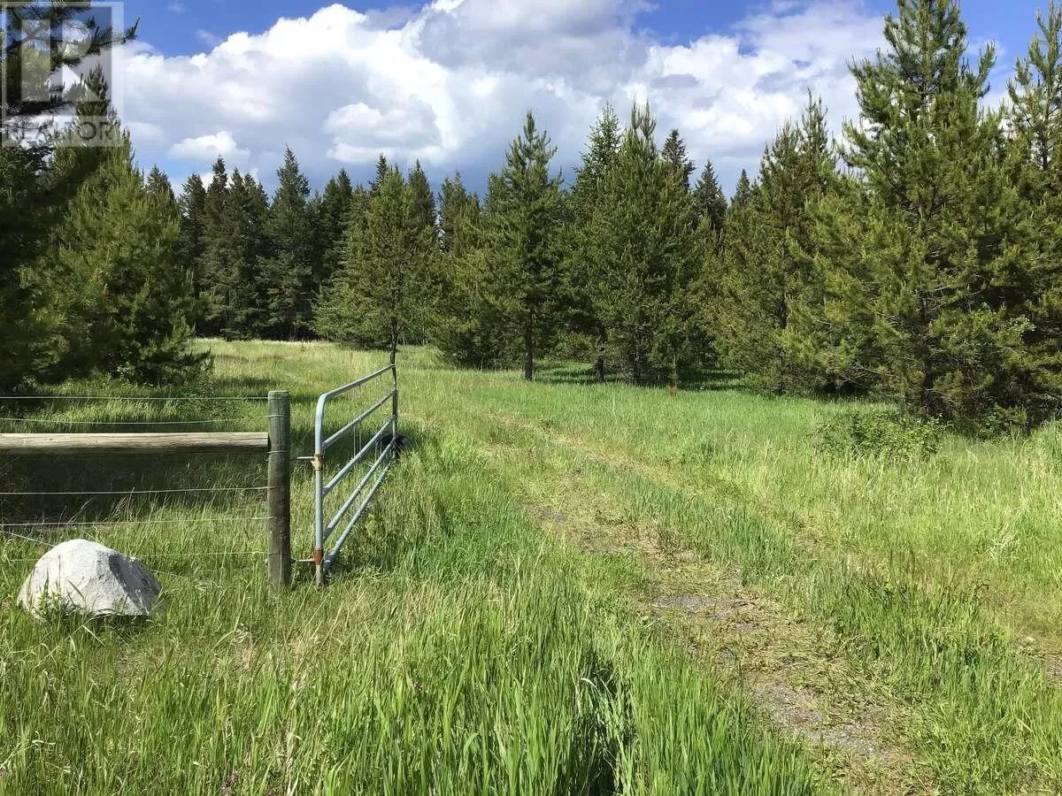 1871 Ross Road, Williams Lake, British Columbia V2G 5B3