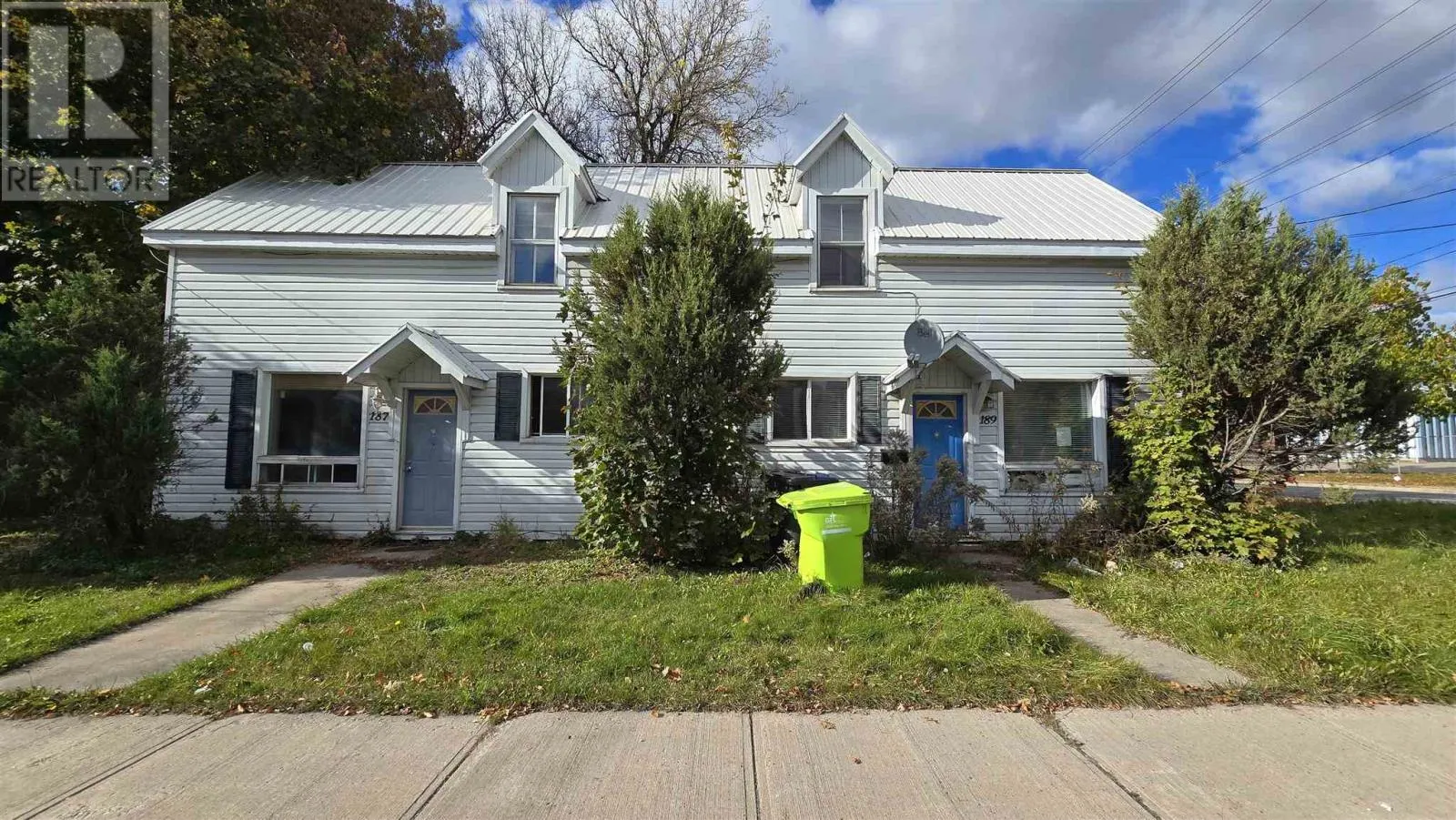 Duplex for rent: 187-189 Tancred St, Sault Ste. Marie, Ontario P6A 2W5