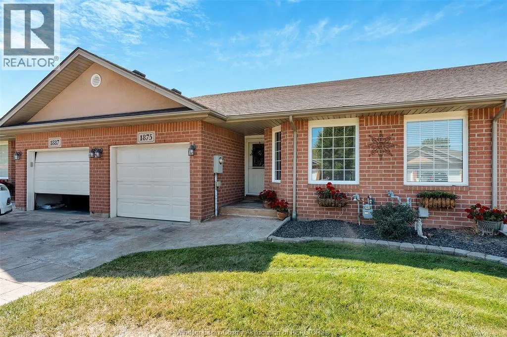 Row / Townhouse for rent: 1875 Chateau, Windsor, Ontario N8P 1M6