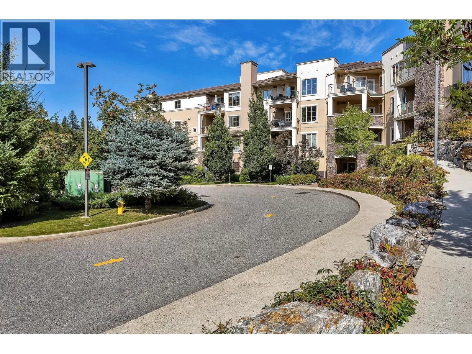 Apartment for rent: 1875 Country Club Drive Unit# 1317, Kelowna, British Columbia V1V 2W7