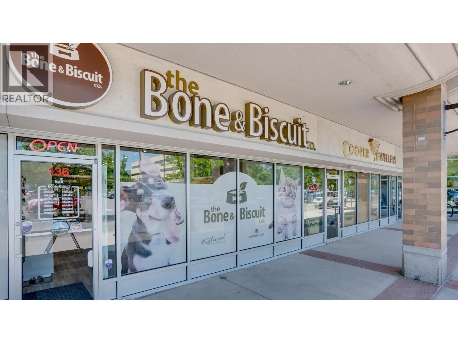 Retail for rent: 1876 Cooper Road Unit# 136, Kelowna, British Columbia V1Y 9N6