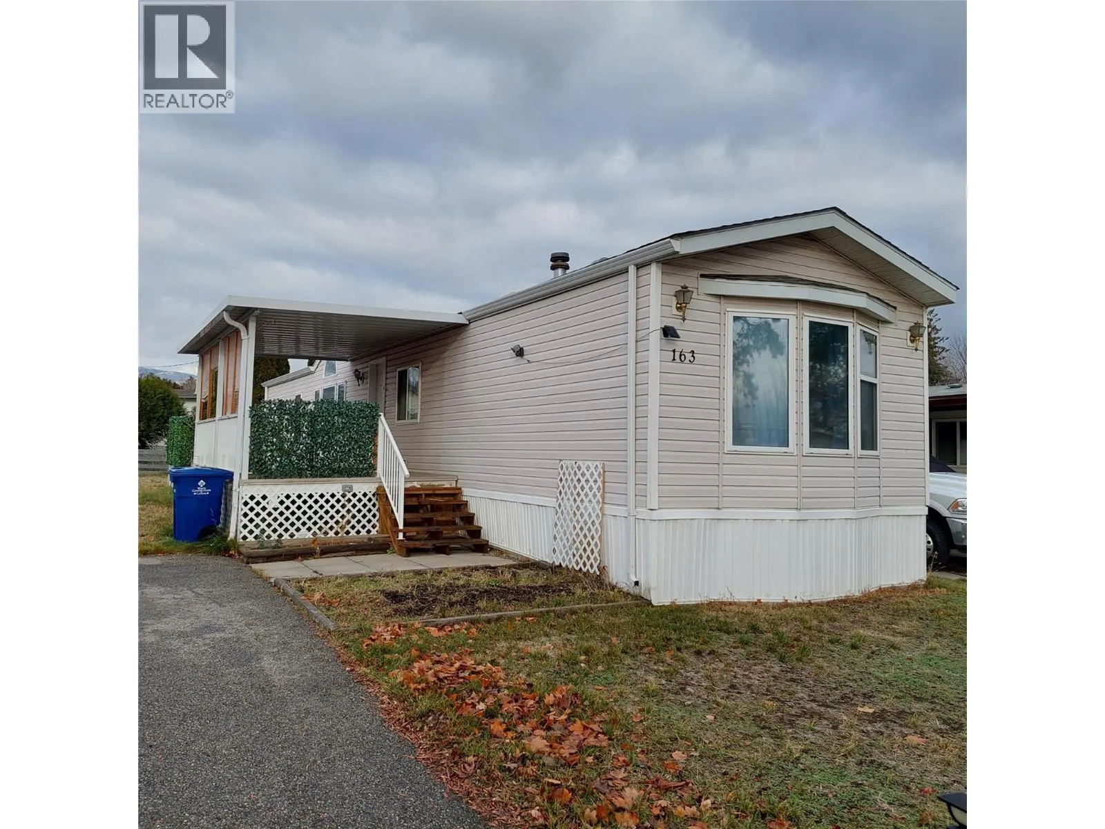 Manufactured Home for rent: 1880 Old Boucherie Road Unit# 163, West Kelowna, British Columbia V4T 1Z3