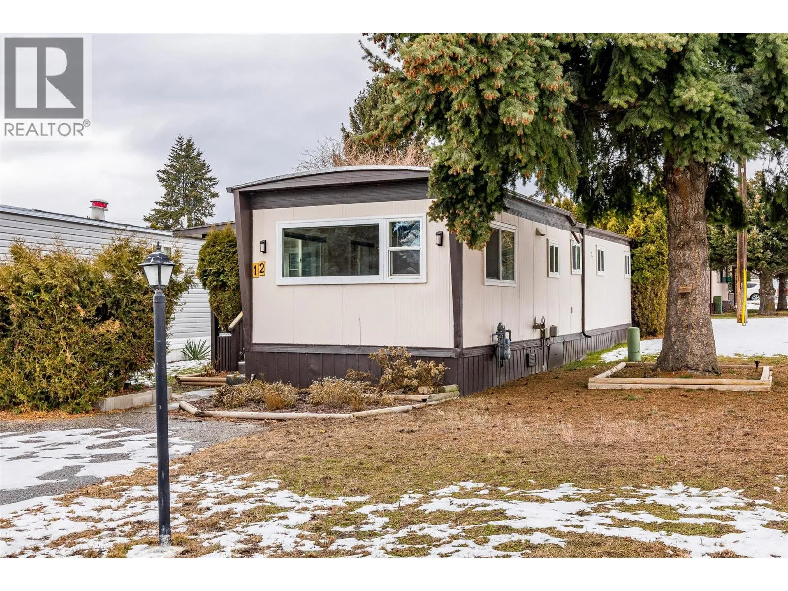 Manufactured Home for rent: 1881 Boucherie Road Unit# 12, Westbank, British Columbia V4T 0C9