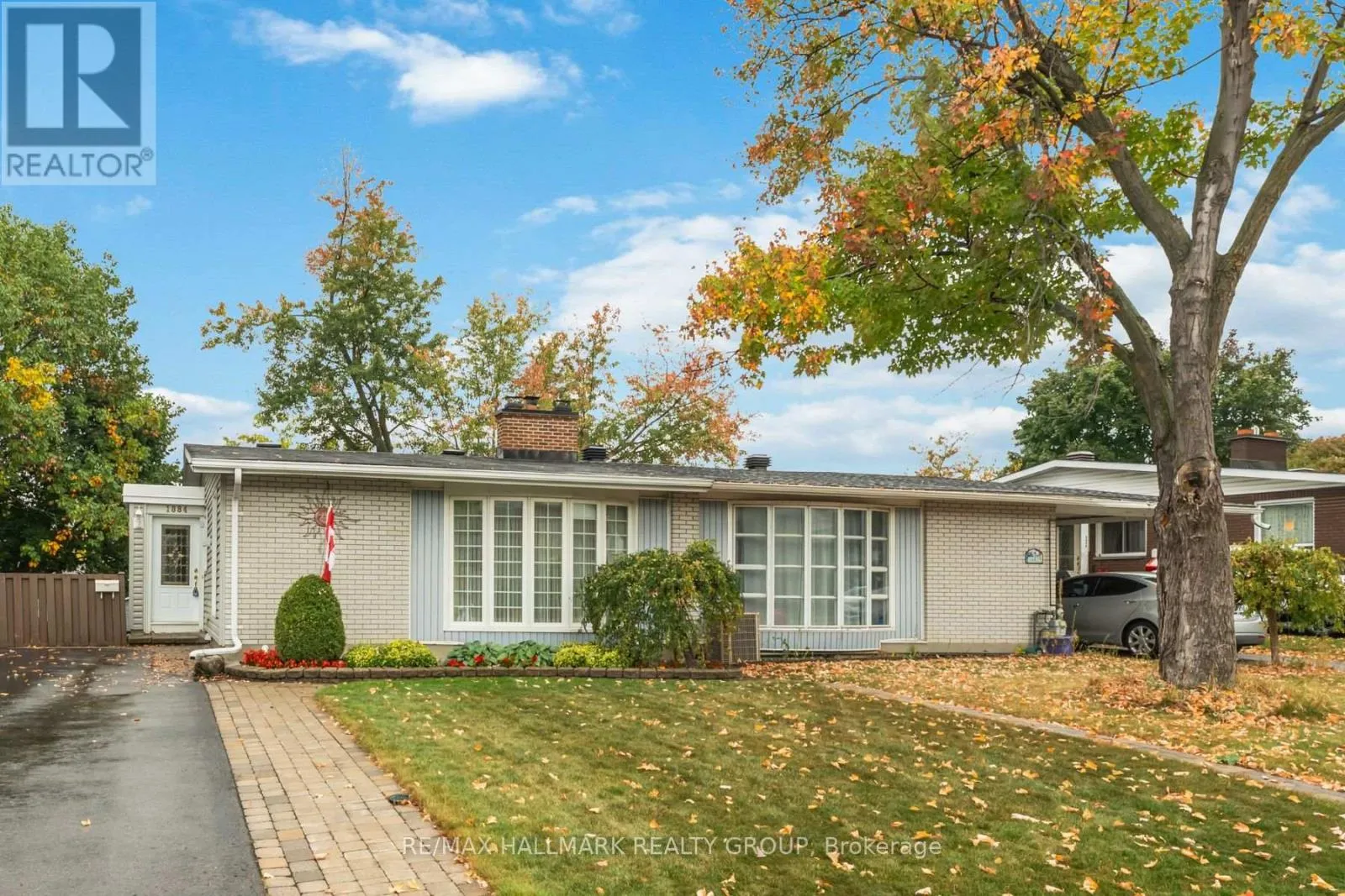 House for rent: 1884 Elmridge Drive, Ottawa, Ontario K1J 6R7