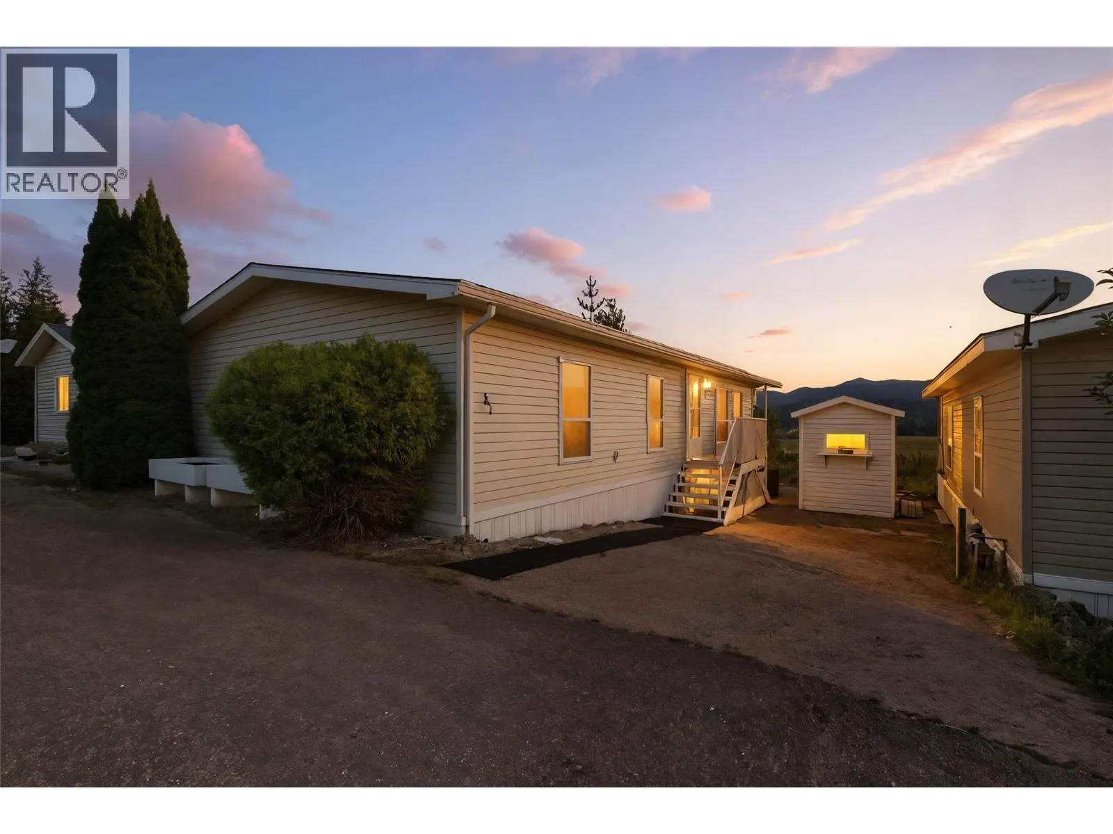 Manufactured Home for rent: 1885 Tappen Notch Hill Road Unit# 32, Tappen, British Columbia V0E 2X3