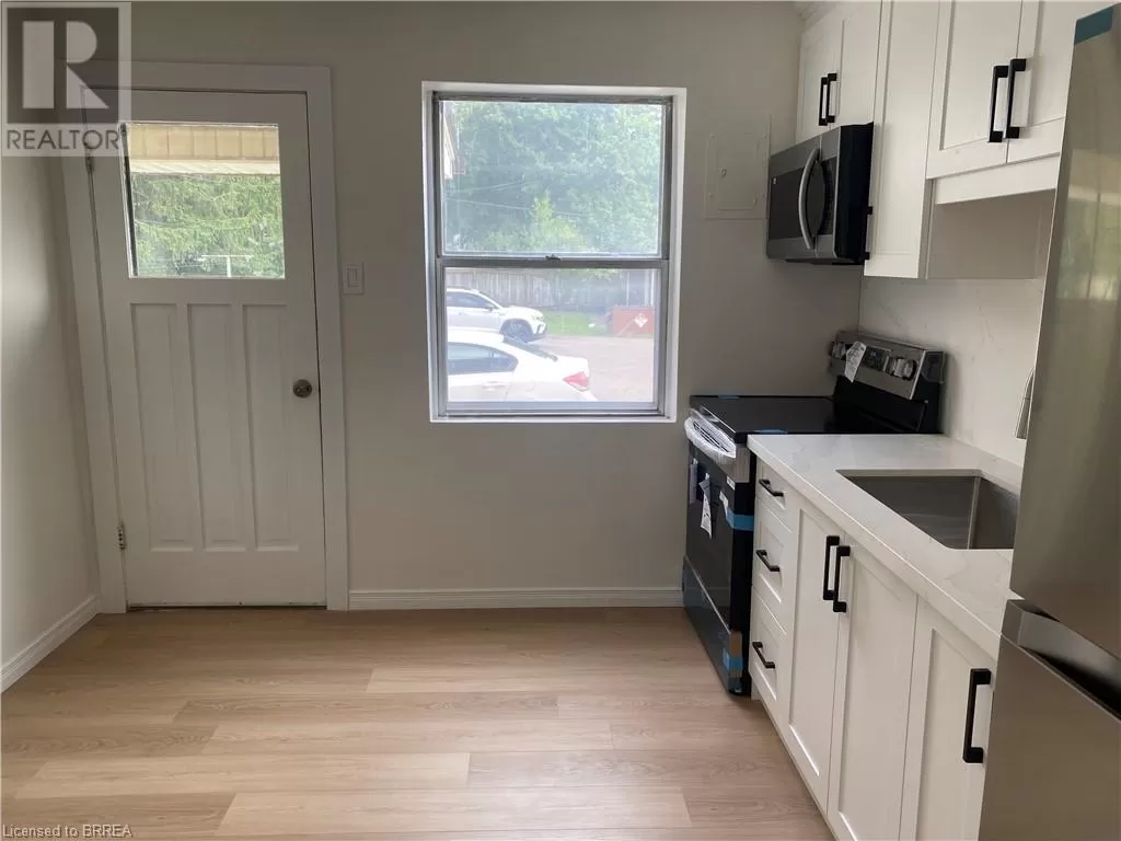 Apartment for rent: 1887-1889 Wavell Street, London, Ontario N5W 2E3