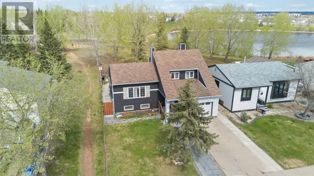 House for rent: 189 Brooks Place, Fort McMurray, Alberta T9K 2E6