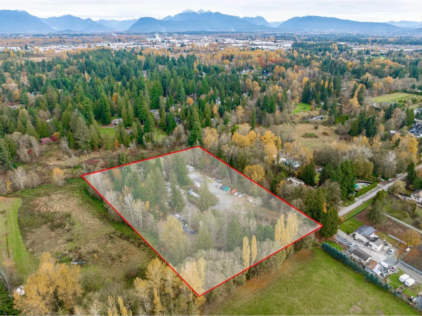 House for rent: 18963 84 Avenue, Surrey, British Columbia V4N 6B3