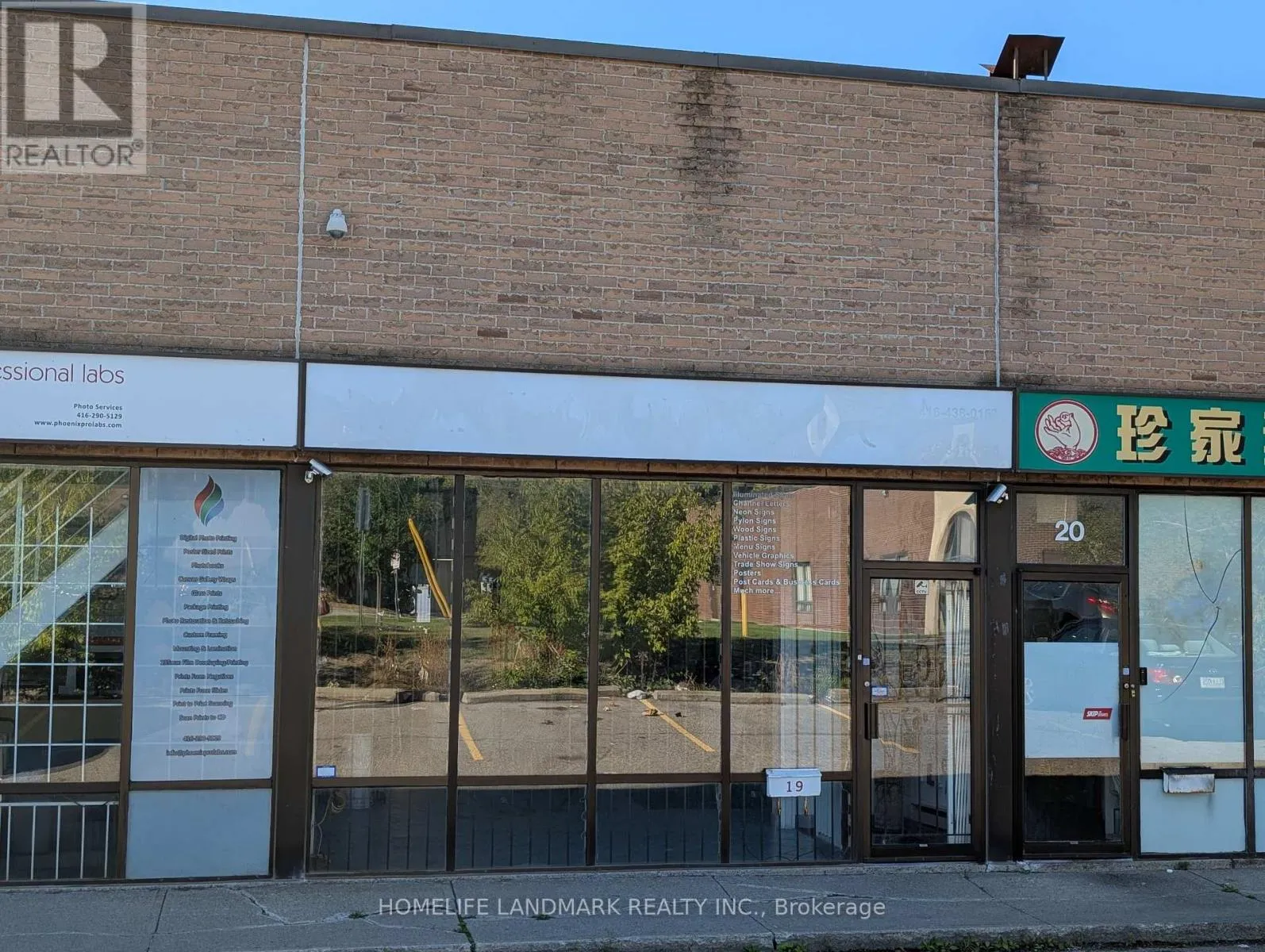 19 - 50 Weybright Court, Toronto, Ontario M1S 5A8