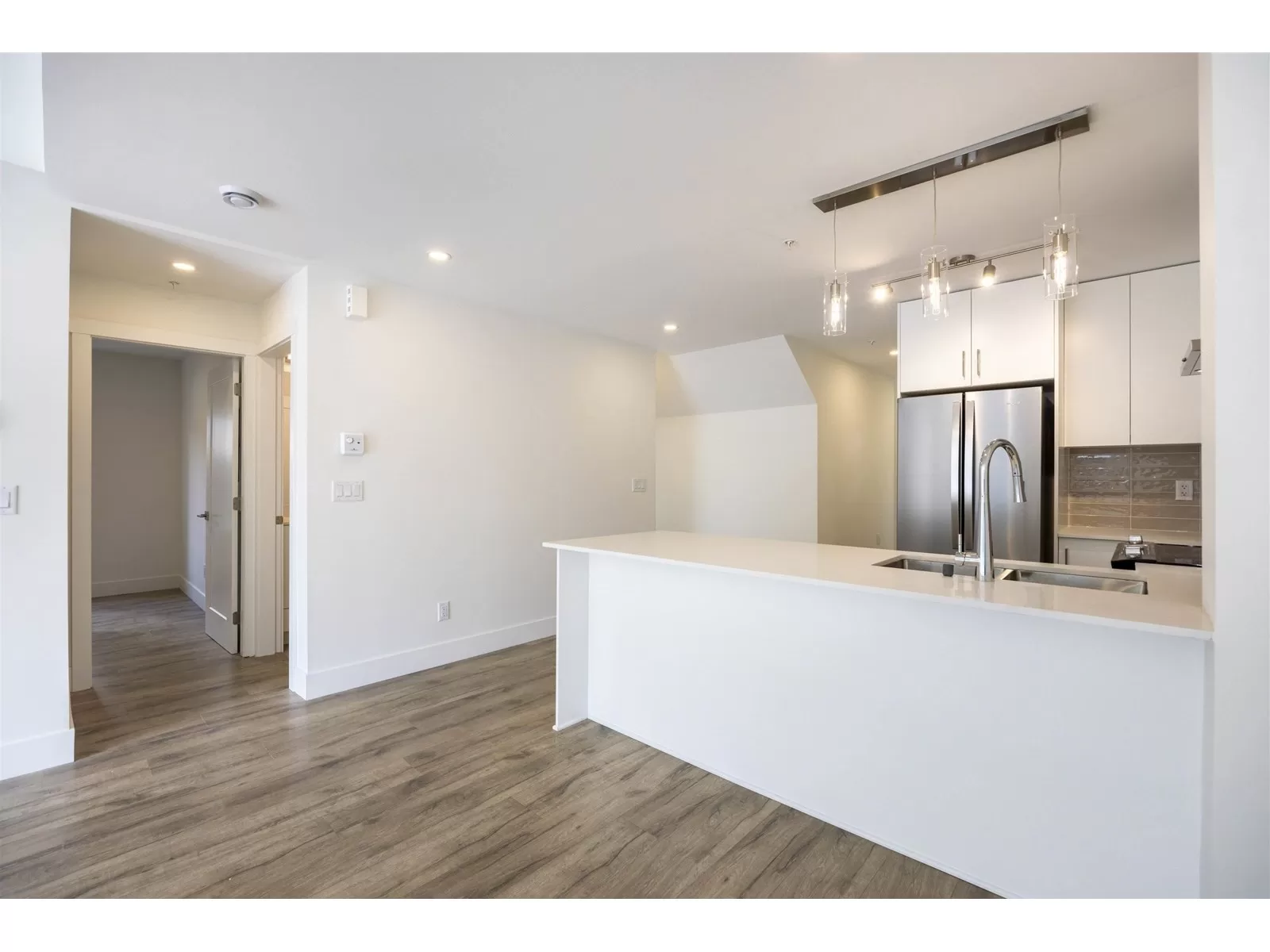 Row / Townhouse for rent: 19 6328 King George Boulevard, Surrey, British Columbia V3X 1E6