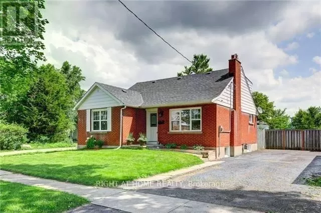 House for rent: 19 Burk Street, Oshawa, Ontario L1J 4C1