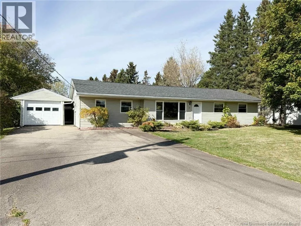 House for rent: 19 Creighton Drive, Sussex Corner, New Brunswick E4E 3C8