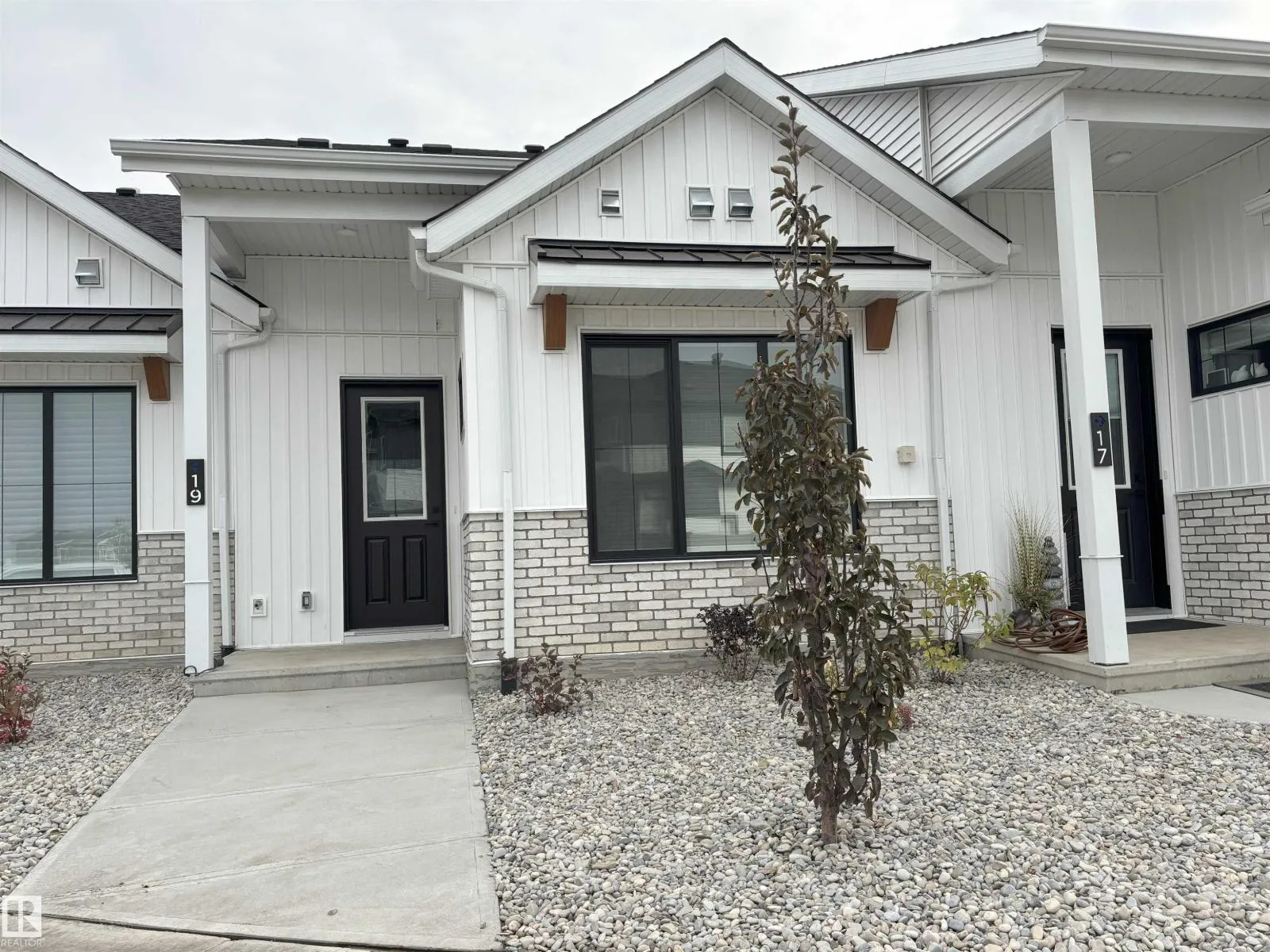 Row / Townhouse for rent: 19 Deer Meadow Cr, Fort Saskatchewan, Alberta T8L 1Z4